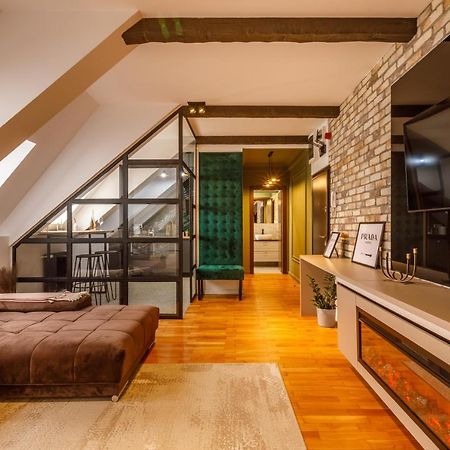 Urban Oasis Apartments With Parking Bukarest Exterior foto